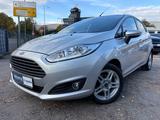 Ford Fiesta Titanium/5xTürer/ - Ford Fiesta: Titanium X