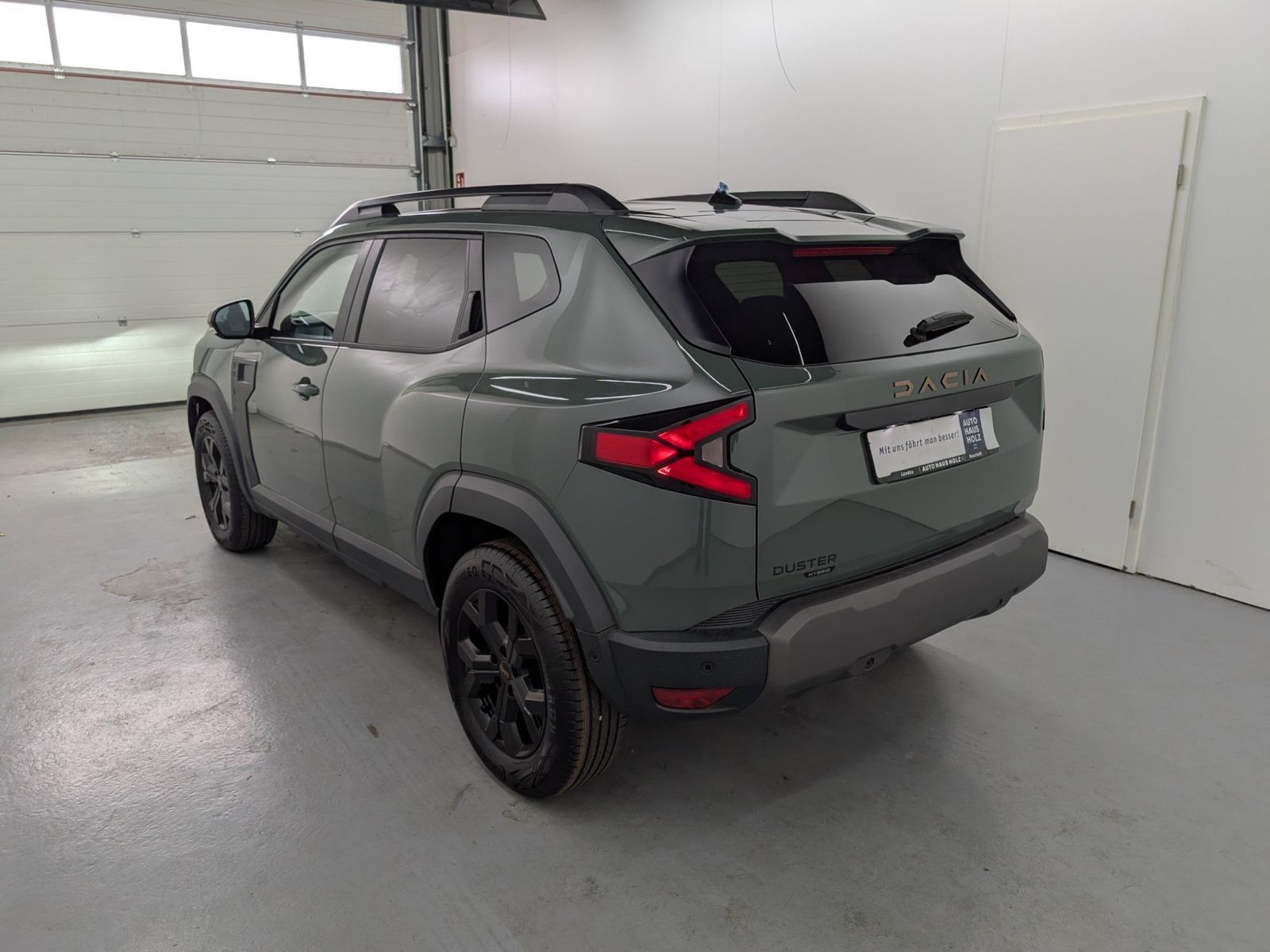 DACIA Duster Extreme Hybrid 155 Winter-Plus – Bild 2