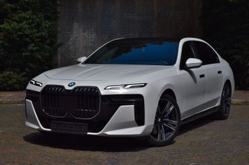 BMW 740 - 1