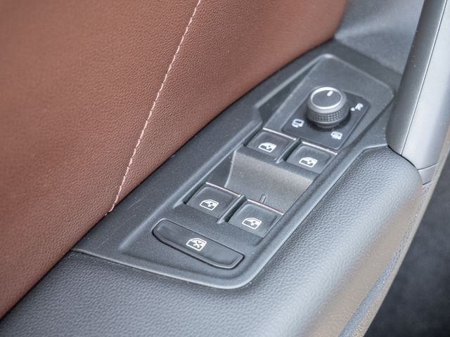 Tiguan 2.0 TDI Elegance First Edition 360° LEDER