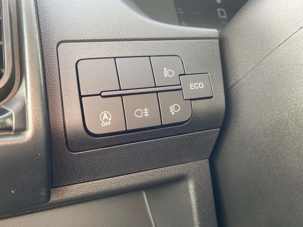 Fahrzeugabbildung Citroën Jumper 2.2 BlueHDi 140 L2H2 *AZV*Navi*Rückfahrk*
