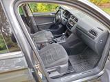 Volkswagen Tiguan 2.0 TDI SCR DSG 4MOTION Highline Highline - mit Diesel-Antrieb: Grau, Massagesitze, Geländewagen