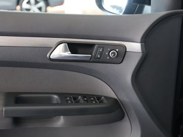 Volkswagen Touran 1.4TSI COMFORTLINE CLIMATRONIC PDC 1.HAND