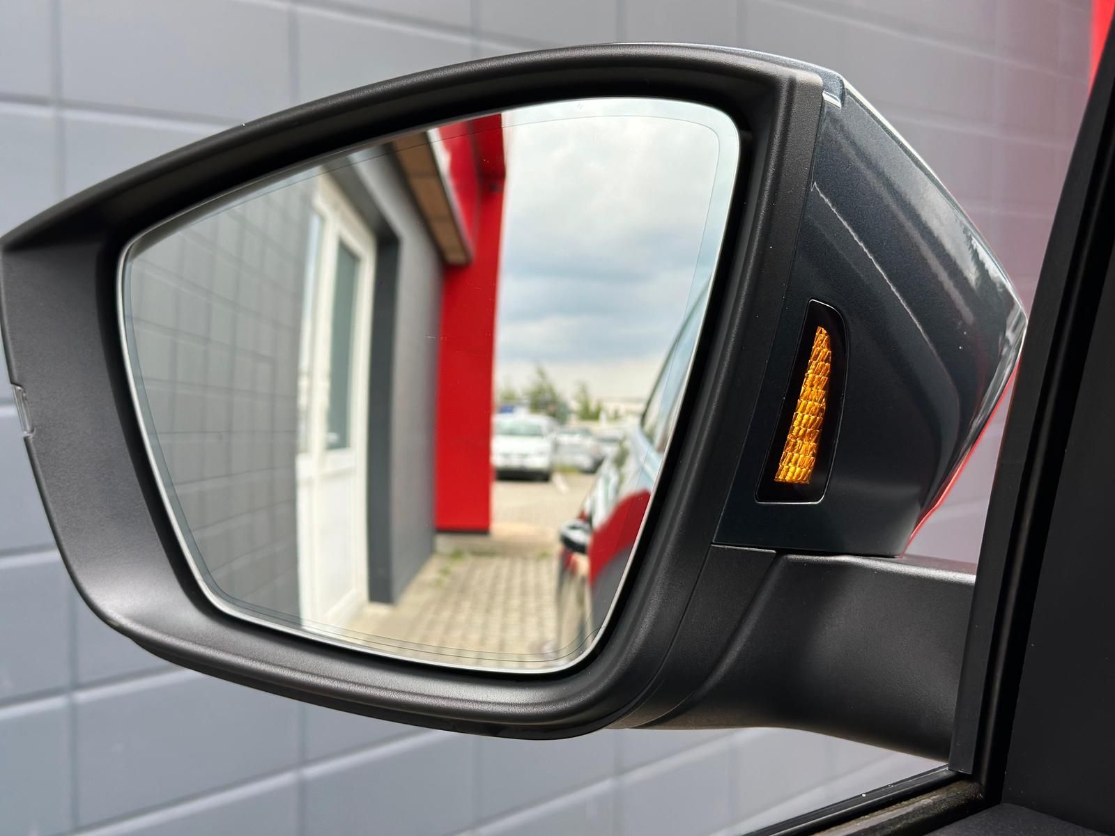 SKODA Kodiaq 1.5TSI DRIVE 125 YEARS* LED#AHK#ACC#NAVI - Image 23