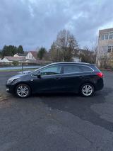 Kia cee'd Sportswagon 1.6 CRDi  Vollausstattung, AHK - Kia cee'd Sportswagon von privat