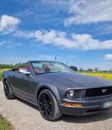 Ford Mustang Cabrio V6 4,0-Motor - Ford Mustang aus 2005: V6