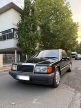 Mercedes-Benz 190E 2.0 Schiebedach Klima H... - Mercedes-Benz 190 Gebrauchtwagen in Nürnberg