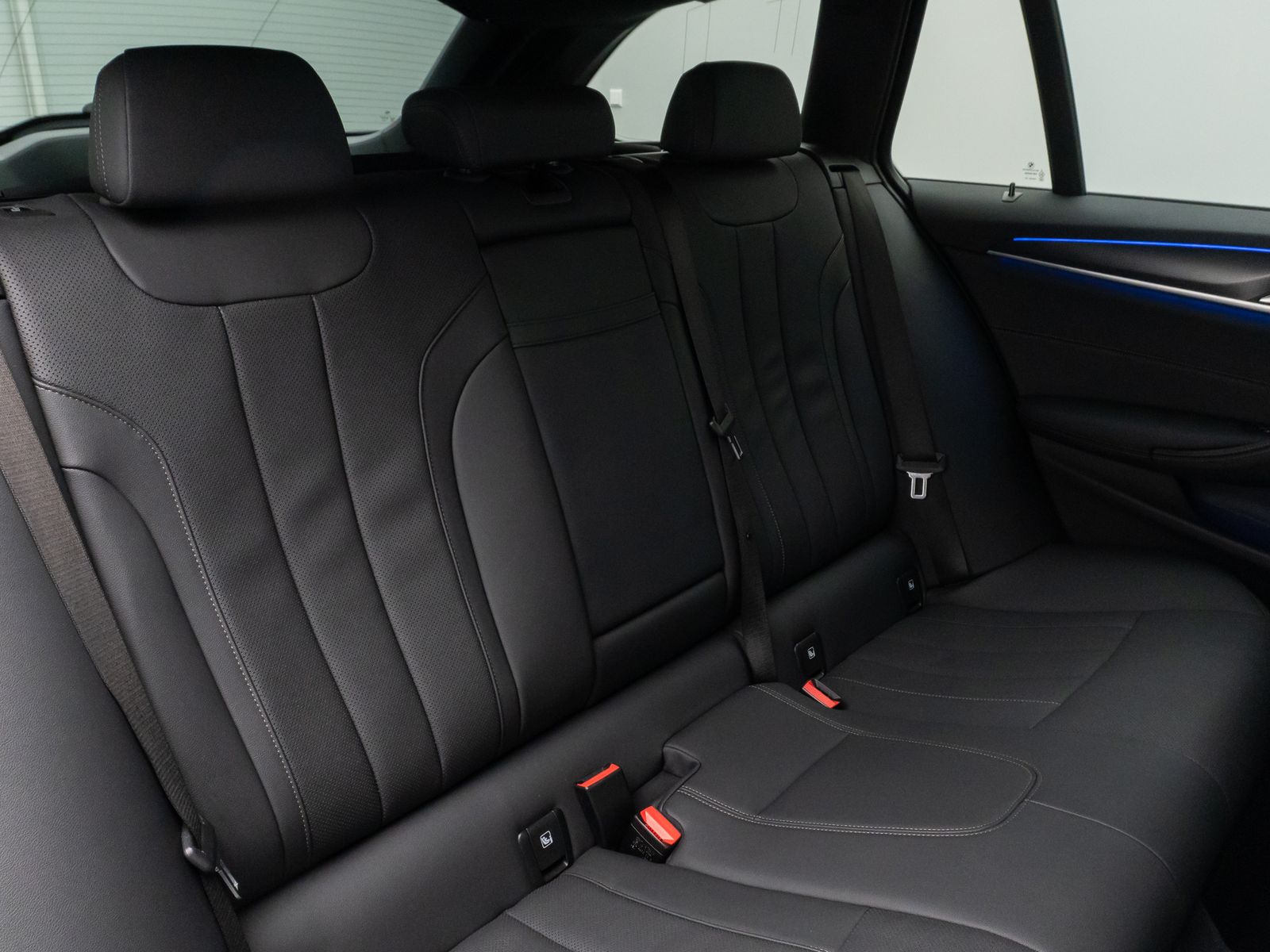 Fahrzeugabbildung BMW 530i M Sport Kamera DAB CockPitPro Komfort Alarm