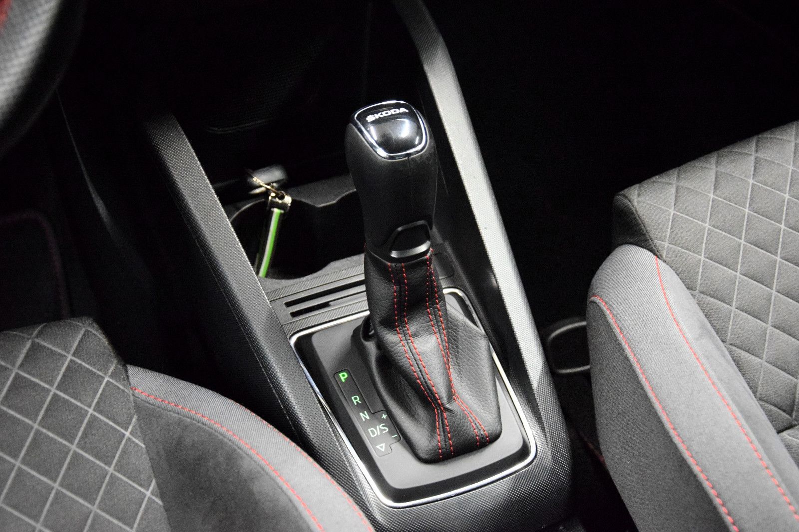 Fahrzeugabbildung SKODA Fabia R5 DSG Kamera Navi Klima ACC Shz PDC