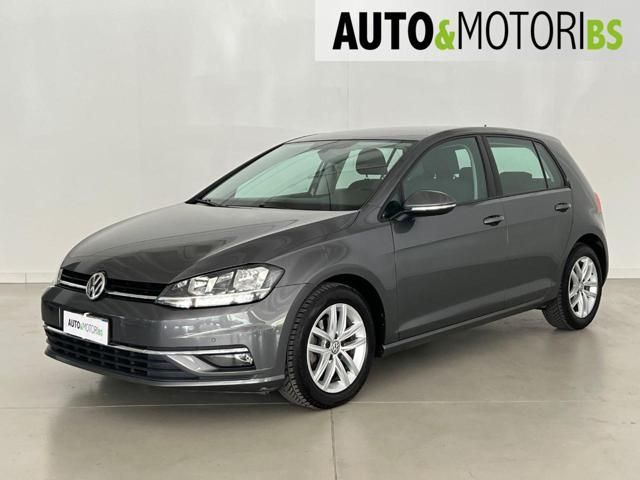 Volkswagen Golf - 1