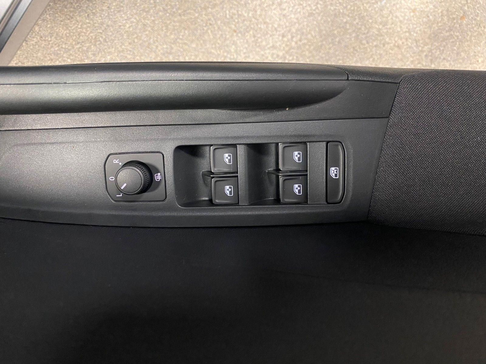 Fahrzeugabbildung SKODA Fabia 1.0 TSI Selection+bis 2030 Garantie+100tKM
