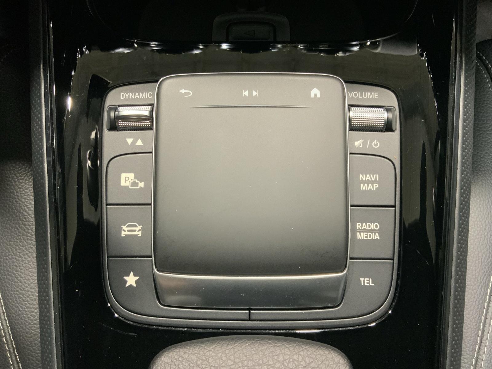 Mercedes-Benz GLA Style Distronic Plus RFK PDC Nav, миниатюра 18