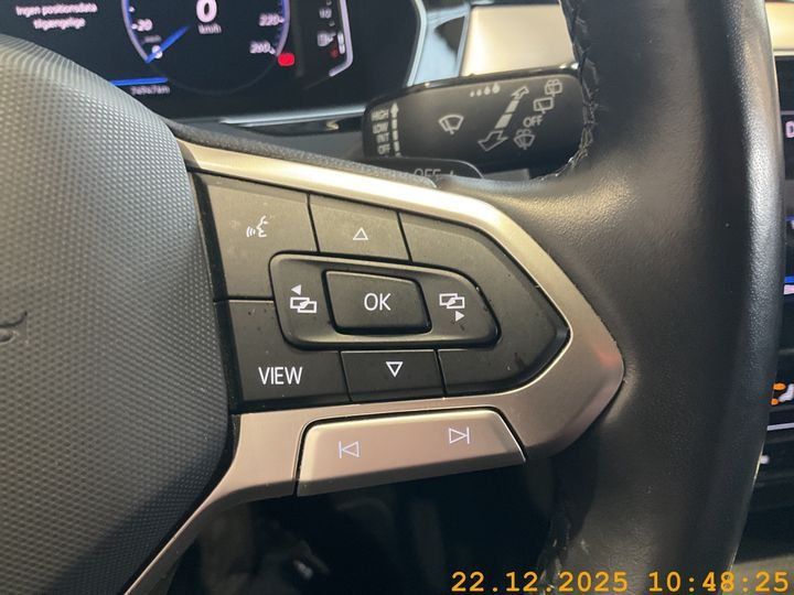 Fahrzeugabbildung Volkswagen Passat Variant Elegance TSI DSG *AHK*Navi*Cam*