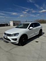 Volkswagen Touareg 3.0 V6 TDI  R-Line  Executive Edition - Volkswagen Touareg: Executive