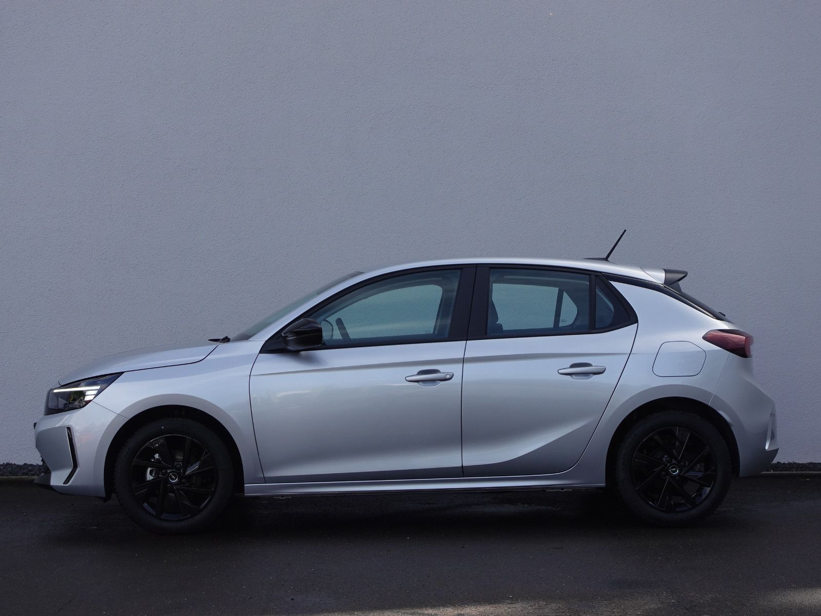Fahrzeugabbildung Opel Corsa 1.2,Sitz-+Lenkradhz,Einparkhilfe,Allwetter
