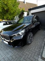 BMW iX1 xDrive30 - - BMW iX1 von privat