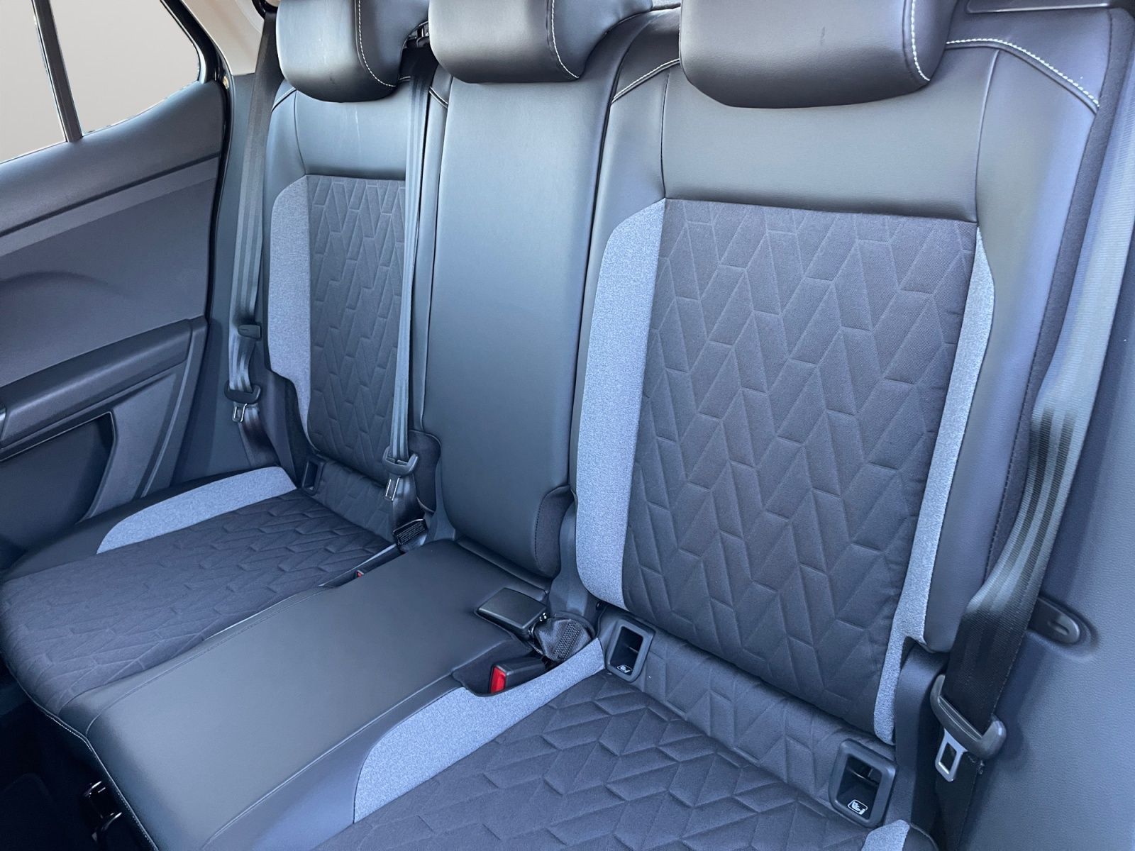 Volkswagen T-Cross - Bild 14