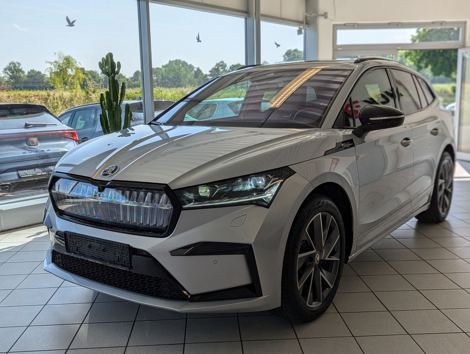 SKODA Enyaq 80 Sportline ACC Pano DCC Memory 360° HOD - Image 3