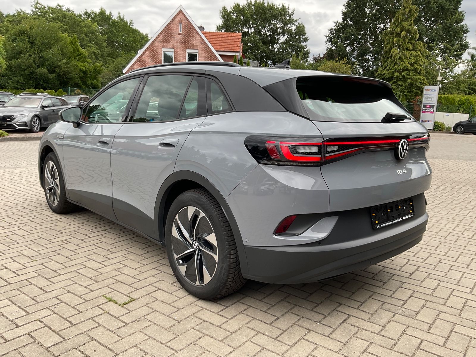 Fahrzeugabbildung Volkswagen ID.4 Pro Perf. 82 kWh 150 kW,Kamera,Navi,Sitzhei