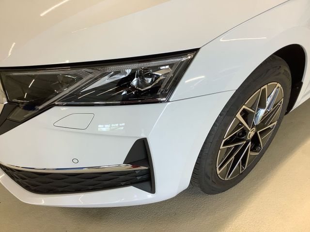 Octavia Combi Exclusive 1,5 TSI DSG NAVI SHZ PDC