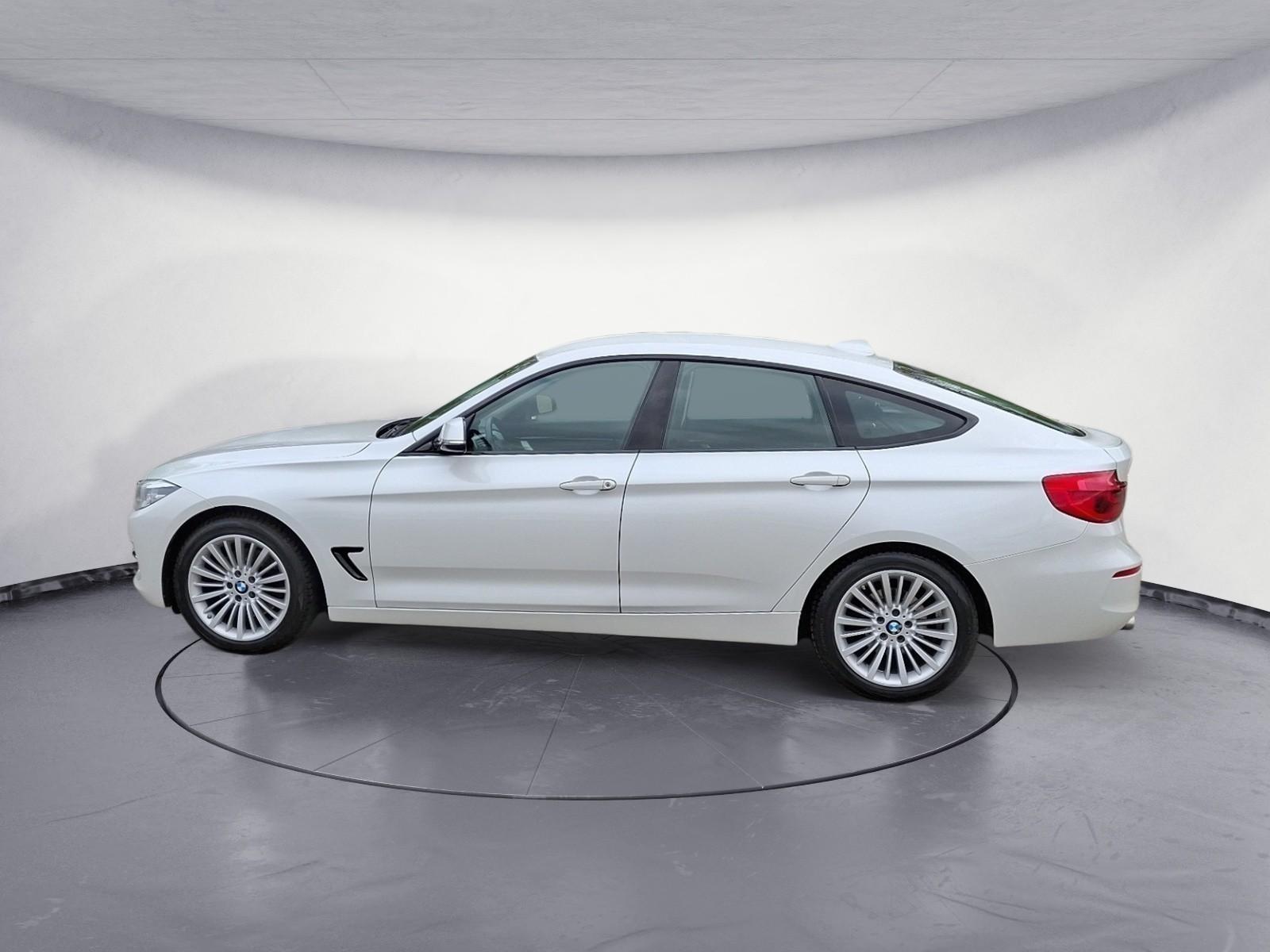 BMW 330i Gran Turismo xDrive Luxury Line Aut Stop&Go