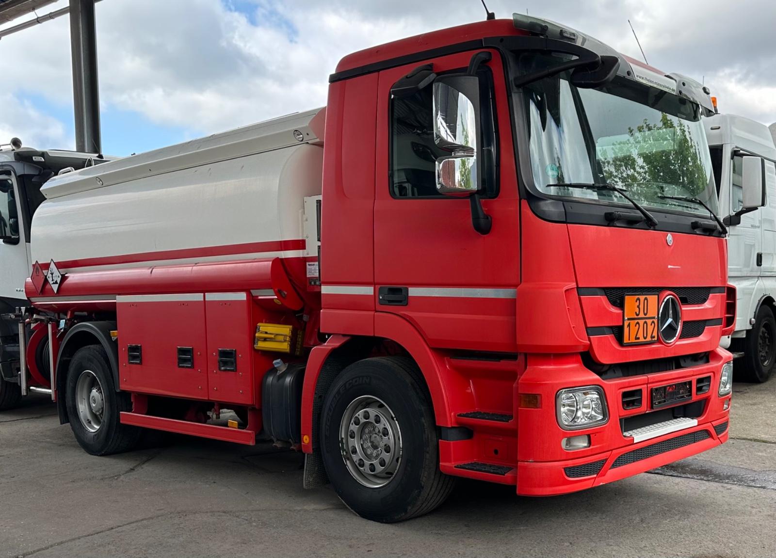 Mercedes-Benz Actros 1844 - Tankwagen