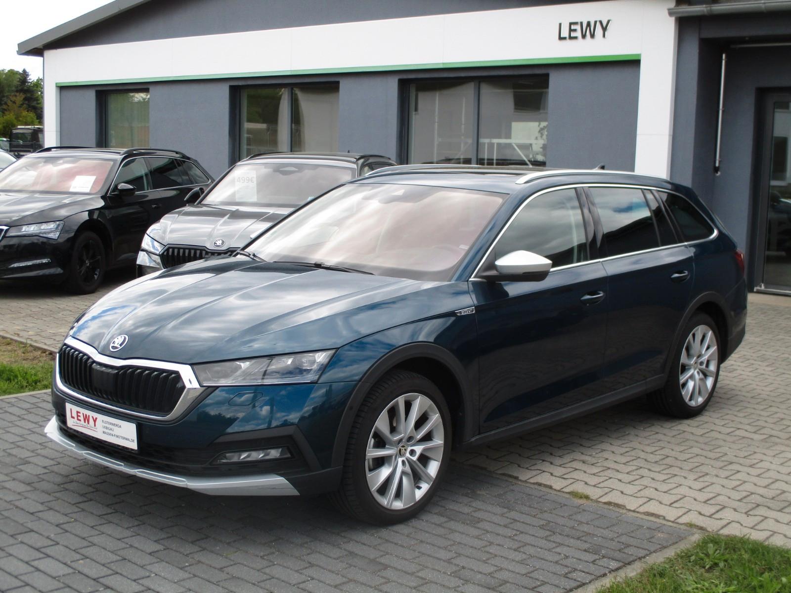 Skoda Octavia Combi Scout 4x4+Pano+AHK+Navi+Voll LED