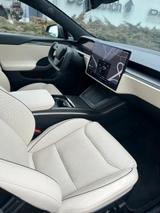 Tesla Model S ,Tri-Motor, Plaid - Tesla Model S: Plaid