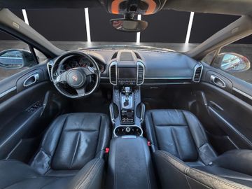 Porsche Cayenne - 9