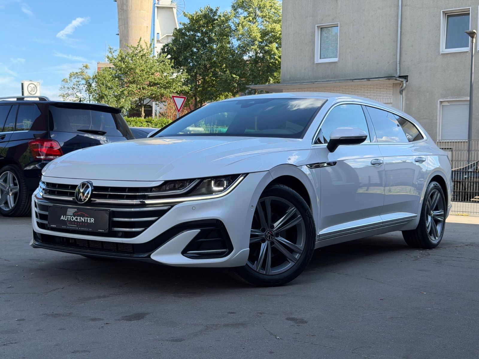 VW Arteon Shooting Brake R-Line 4Motion*ACC*KAM*AHK
