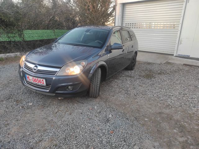 Opel Astra H1.9 CDTI/Automatik/Klima/Anhängerkupplung