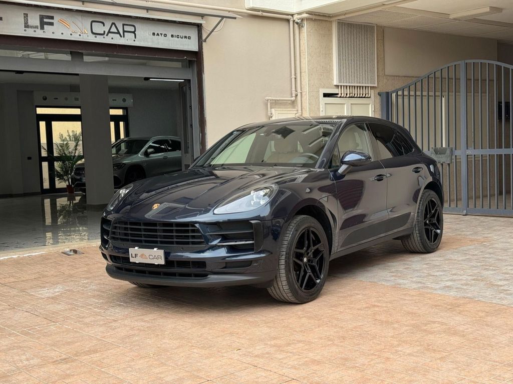 Image of Porsche Macan