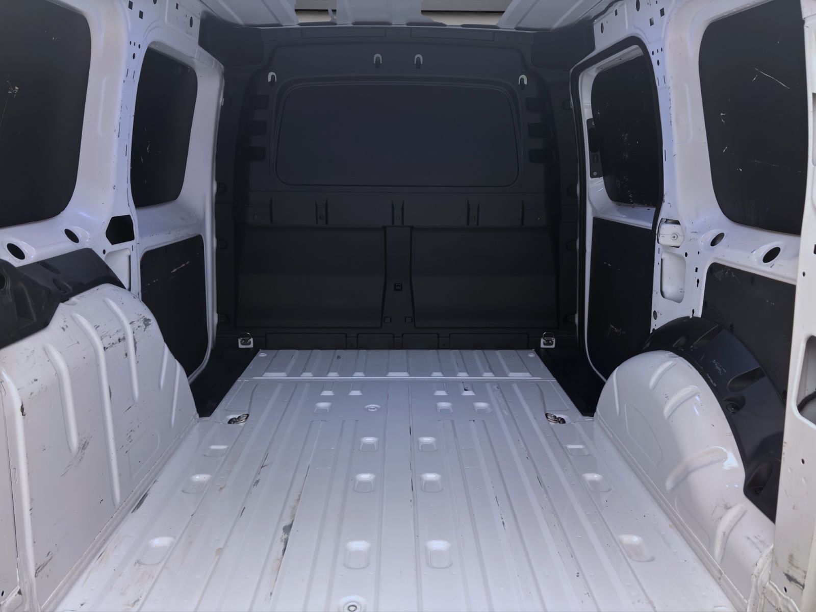 Volkswagen Caddy - Bild 4