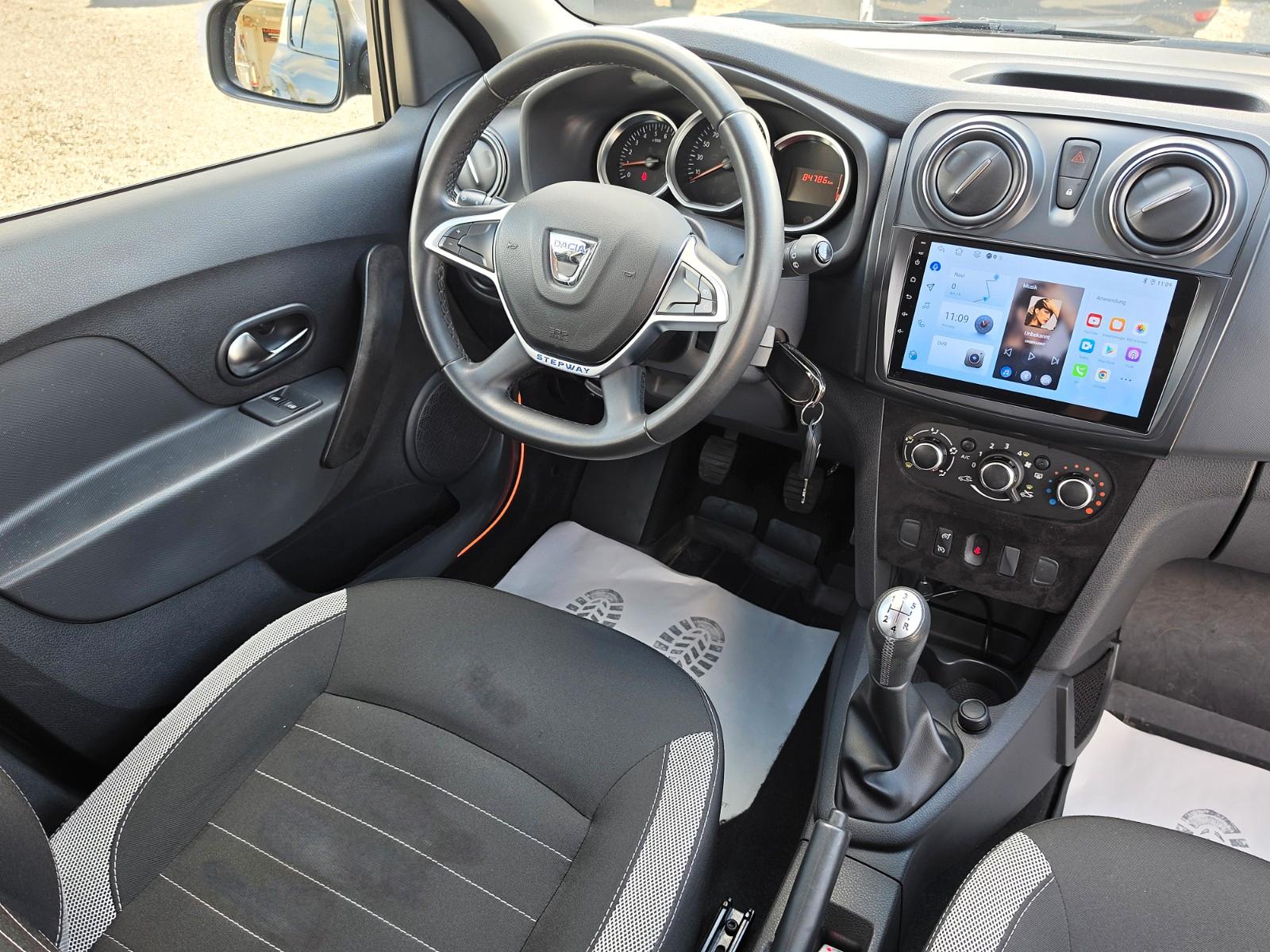 Dacia Sandero II Stepway Prestige KLIMA PDC TEMP KAM