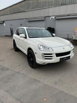 Porsche Cayenne Diesel - Porsche Cayenne aus 2009 mit Diesel-Antrieb