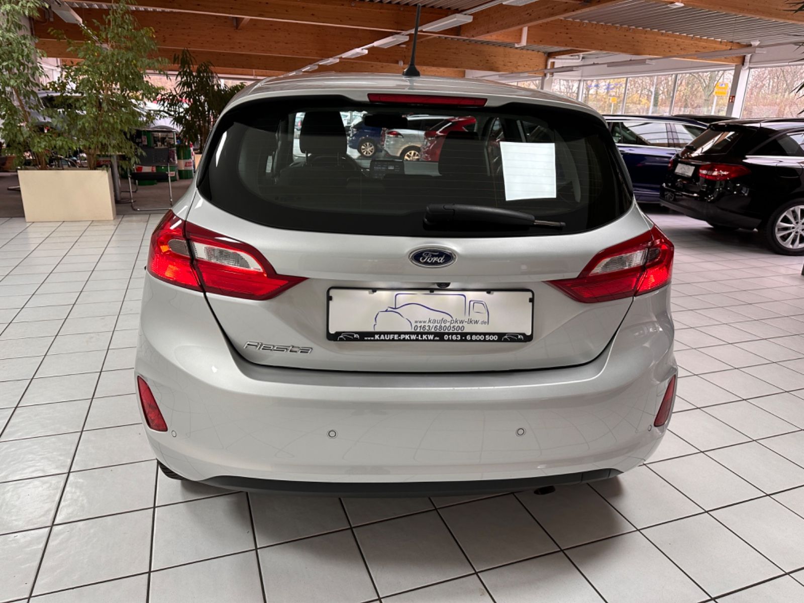Fahrzeugabbildung Ford Fiesta Trend, Cool und Sound *Kamera, 5 türer*