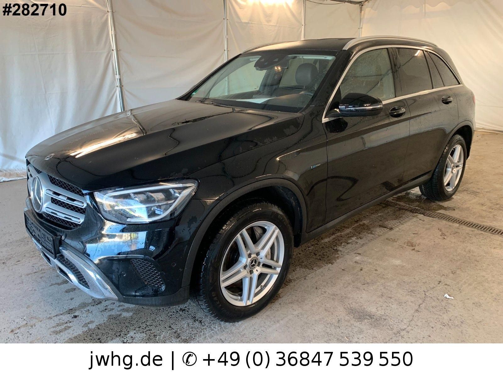 MERCEDES-BENZ GLC 300 e 4M 19" VirtCockp FahrAss+ Kam LED Nav+