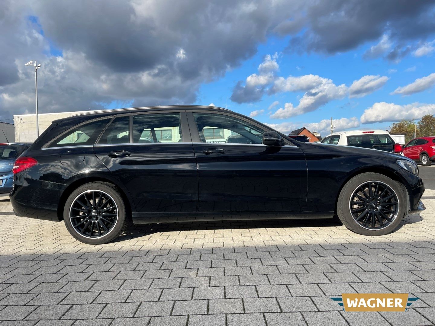 Fahrzeugabbildung Mercedes-Benz C 220 T BlueTec d Automatik Sitzheizung