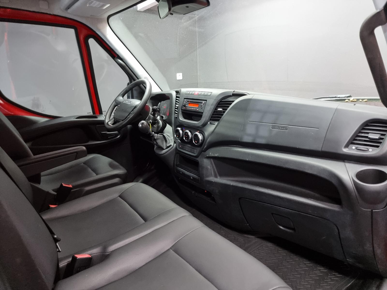 Iveco Daily 35 S13, PRITSCHE, 3 SITZER, KLIMA, 35TKM