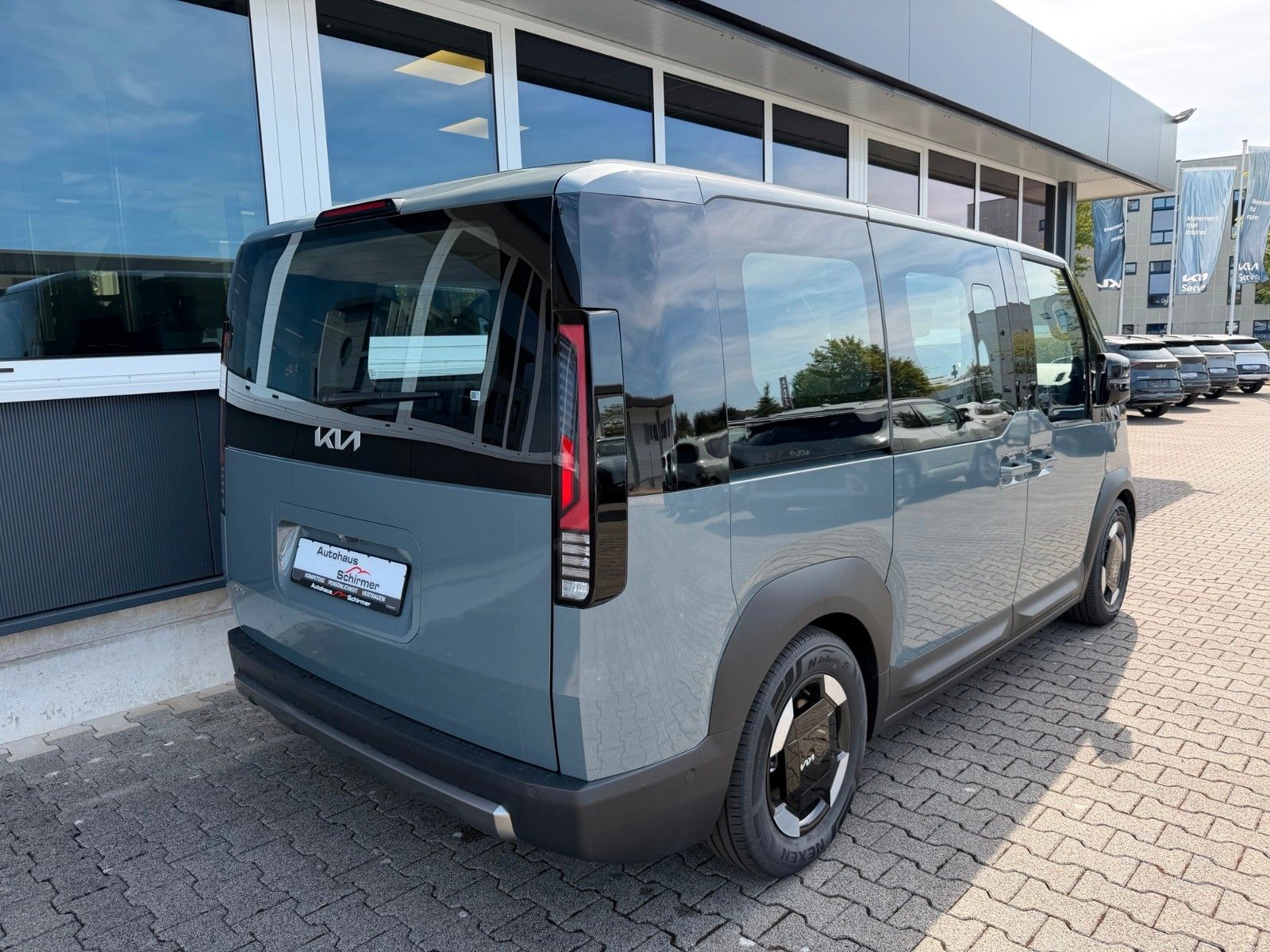Fahrzeugabbildung Kia PV5 71,2 kWh Elite Wärmepumpe Alu LAGER!