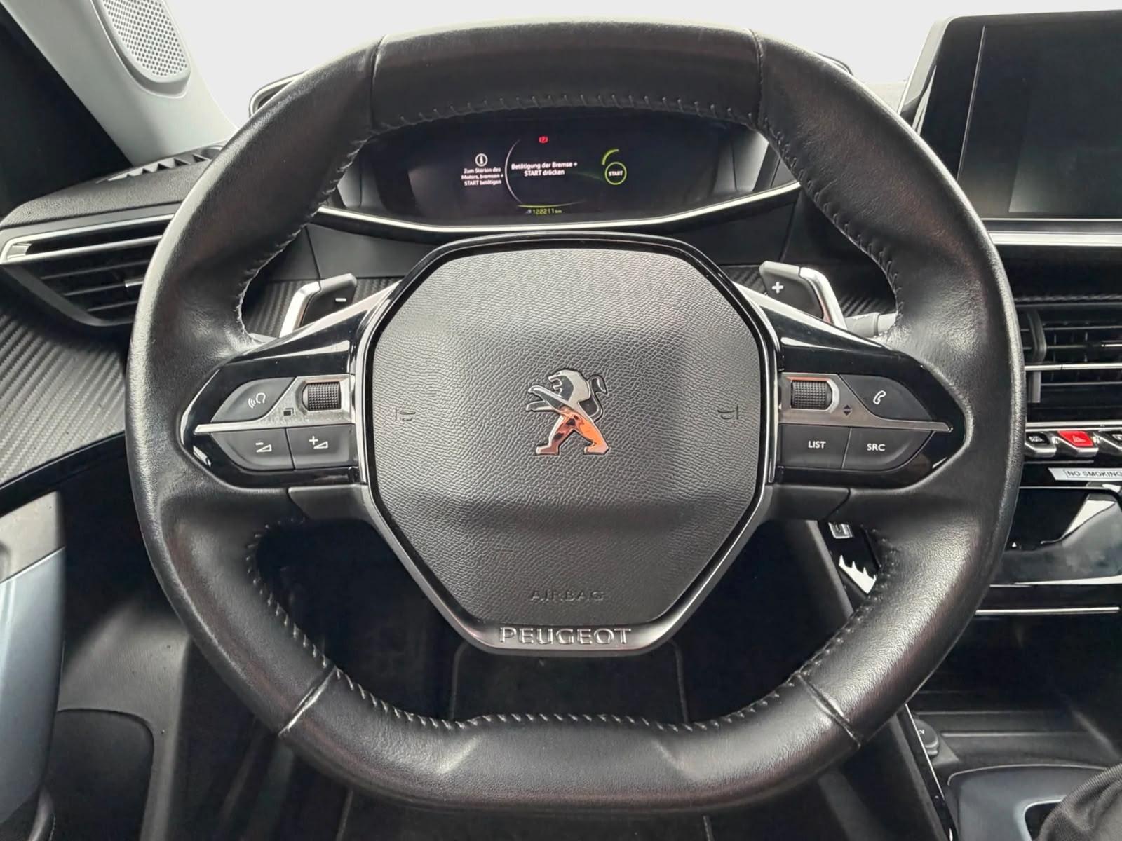Peugeot 2008 Allure 1.5 BlueHDi Kamera/3-D Cockpit