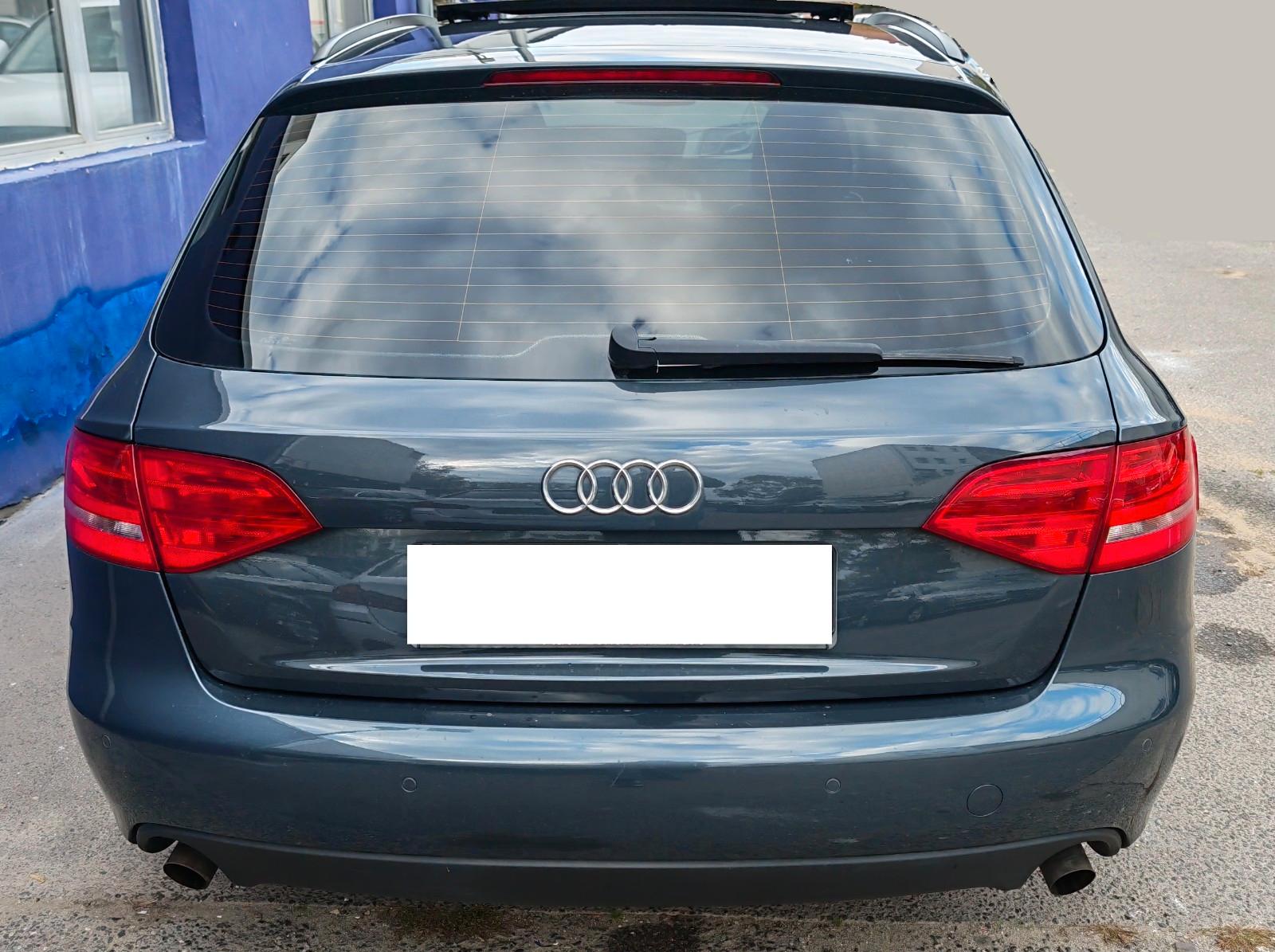 Audi A4 2009 — photo 6