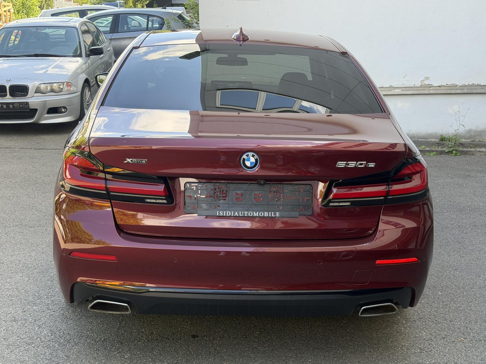 BMW 530 e xDrive Individual LED Live-Cockpit Kamera 