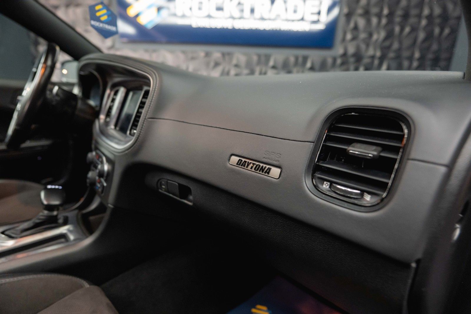 Fahrzeugabbildung Dodge Charger 5.7 V8 HEMI R/T DAYTONA Performance