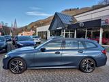 BMW 330 i xDrive M Sport Touring Park-Assistent - BMW 3er Reihe: Kombi