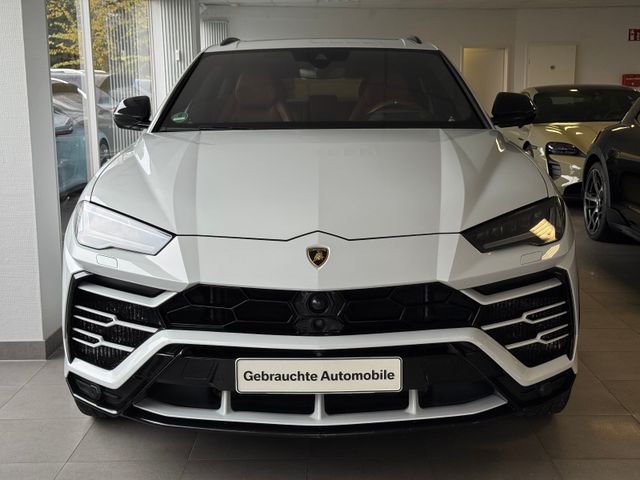 Lamborghini Urus 4.0 V8 Panorama B&O Massage Keyless Webasto