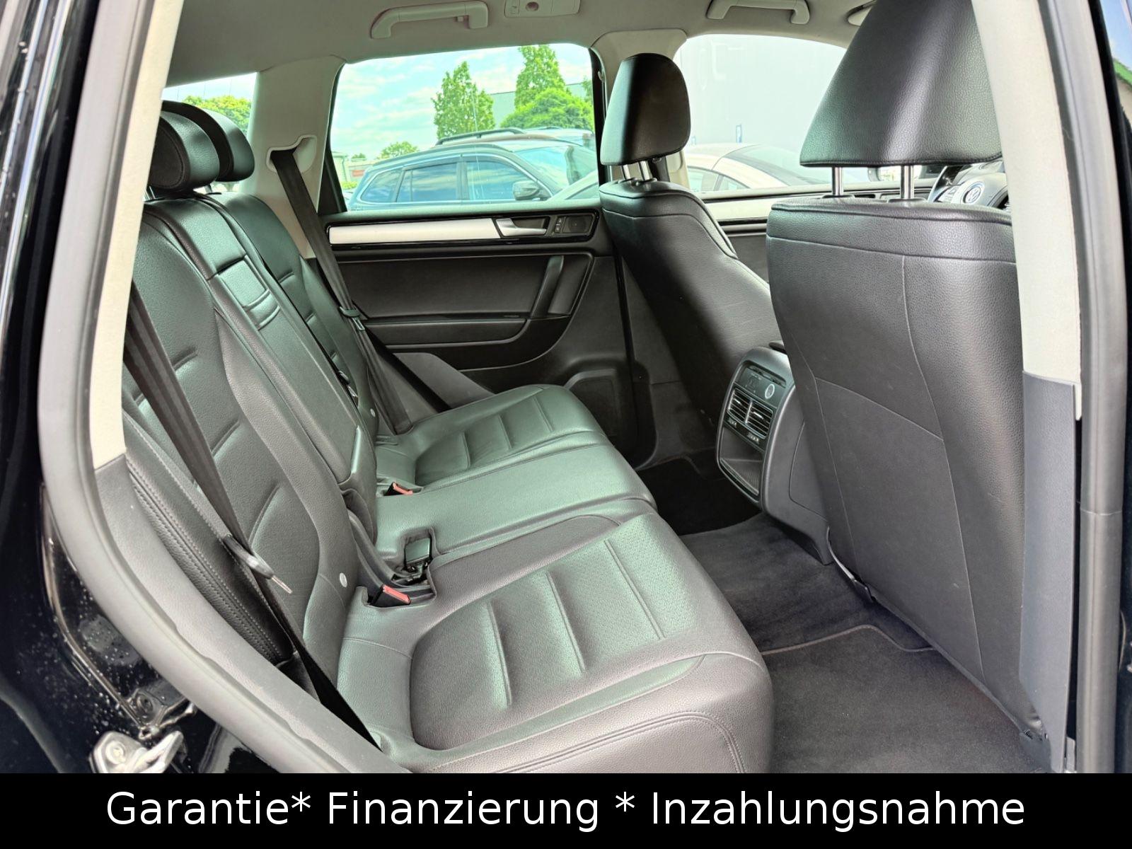 Volkswagen Touareg V6 3.6 FSI BMT/ Automatik/ Navi/ Leder