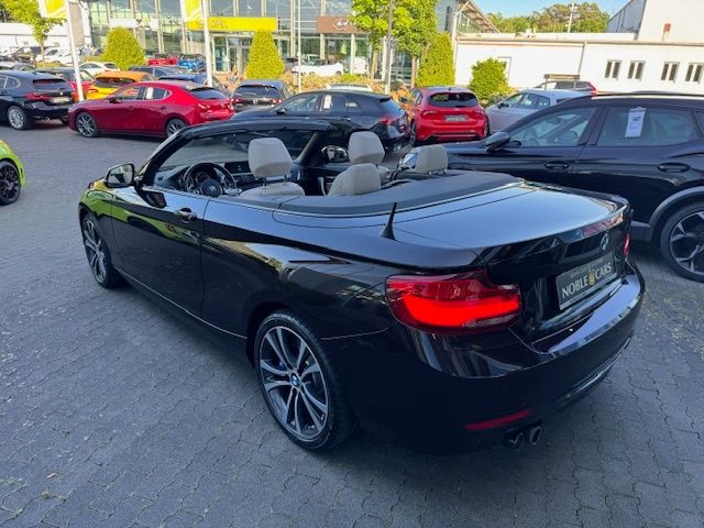 Fahrzeugabbildung BMW 230i  Sport Line KLIMA LED NAVI ALU