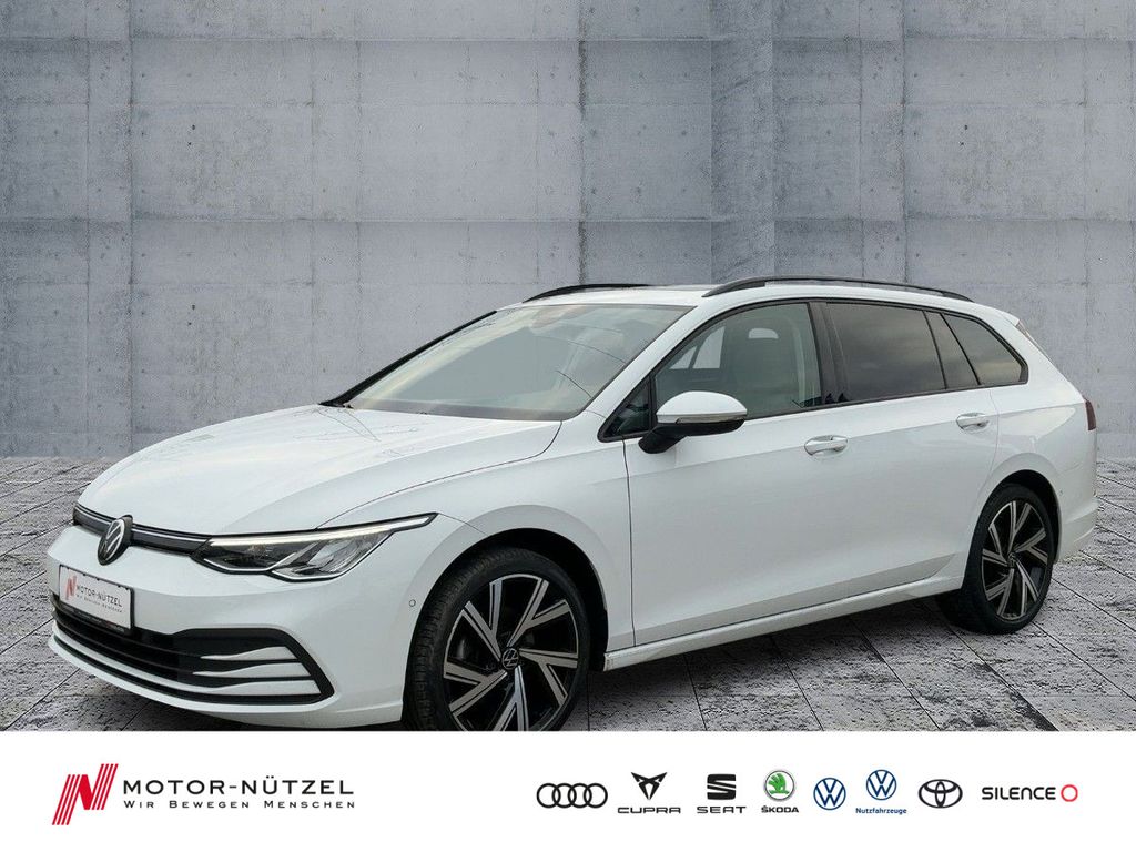 Volkswagen Golf VIII Variant 1.5 TSI LIFE LED+NAVI+PANO+18Z
