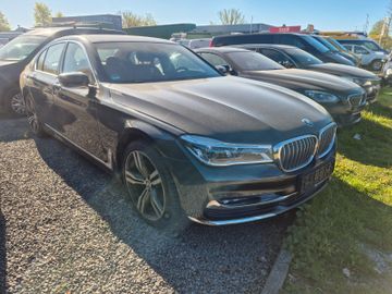 BMW 740 - 4
